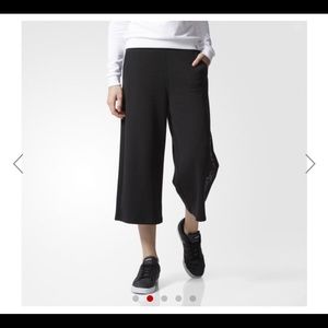 Adidias wide leg culottes Size Med